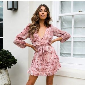 Pink dress (never worn)